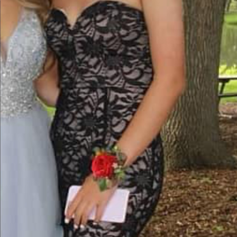 PROM DRESS!!!!!! - Picture 6 of 7